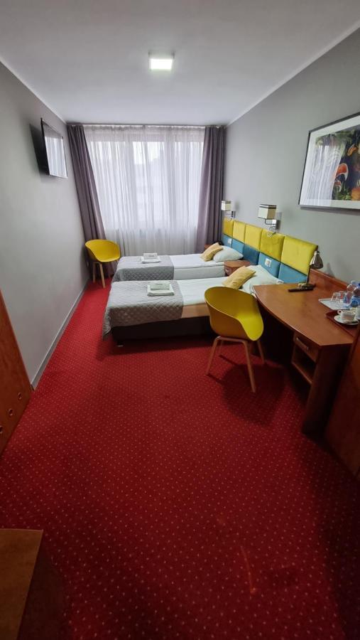 Carina Hotel تكيف المظهر الخارجي الصورة
